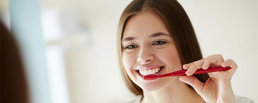 بهداشت ضعیف دهان و دندان چگونه سلامت را تهدید میکند؟