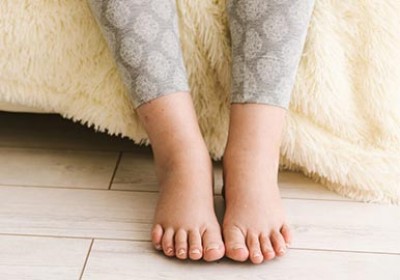 10 روش برای کاهش تورم پا در دوران بارداری
